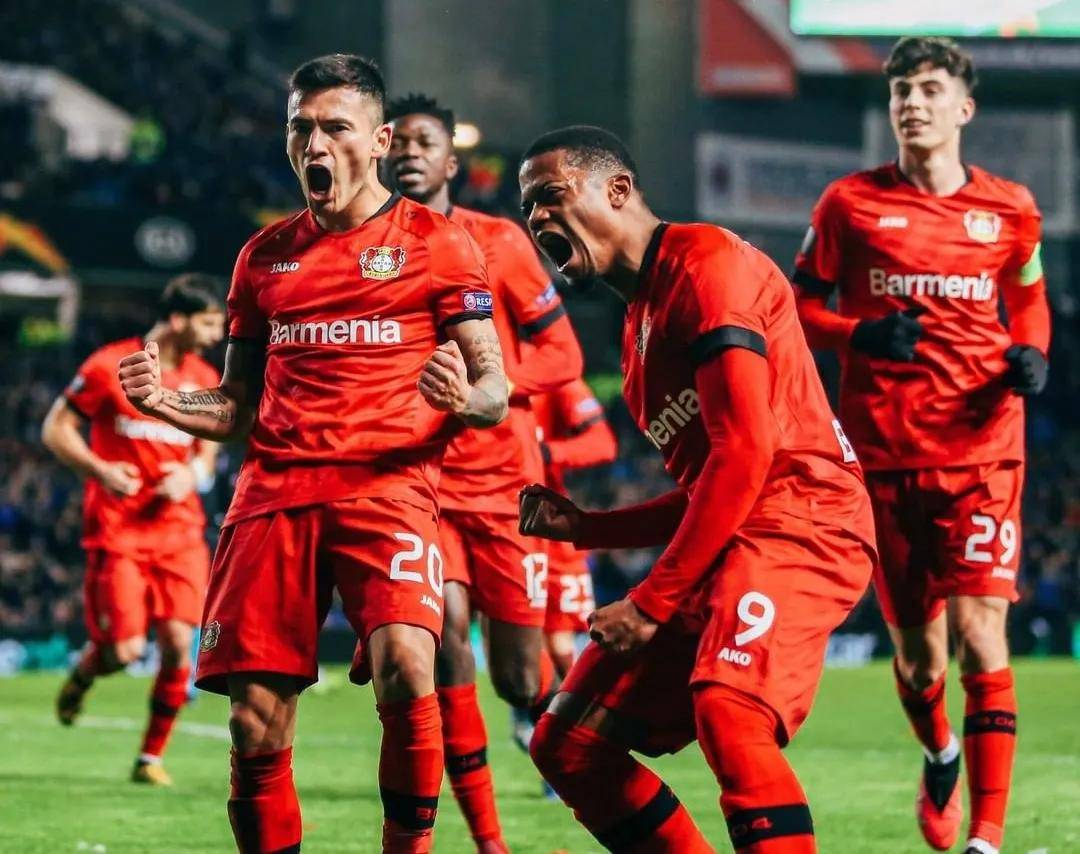 中欧网站 -包含赛地聚焦——德国杯今晚热度飙升，西汉姆造点机会，赛场秩序良好，赛程密集仍需轮换的词条